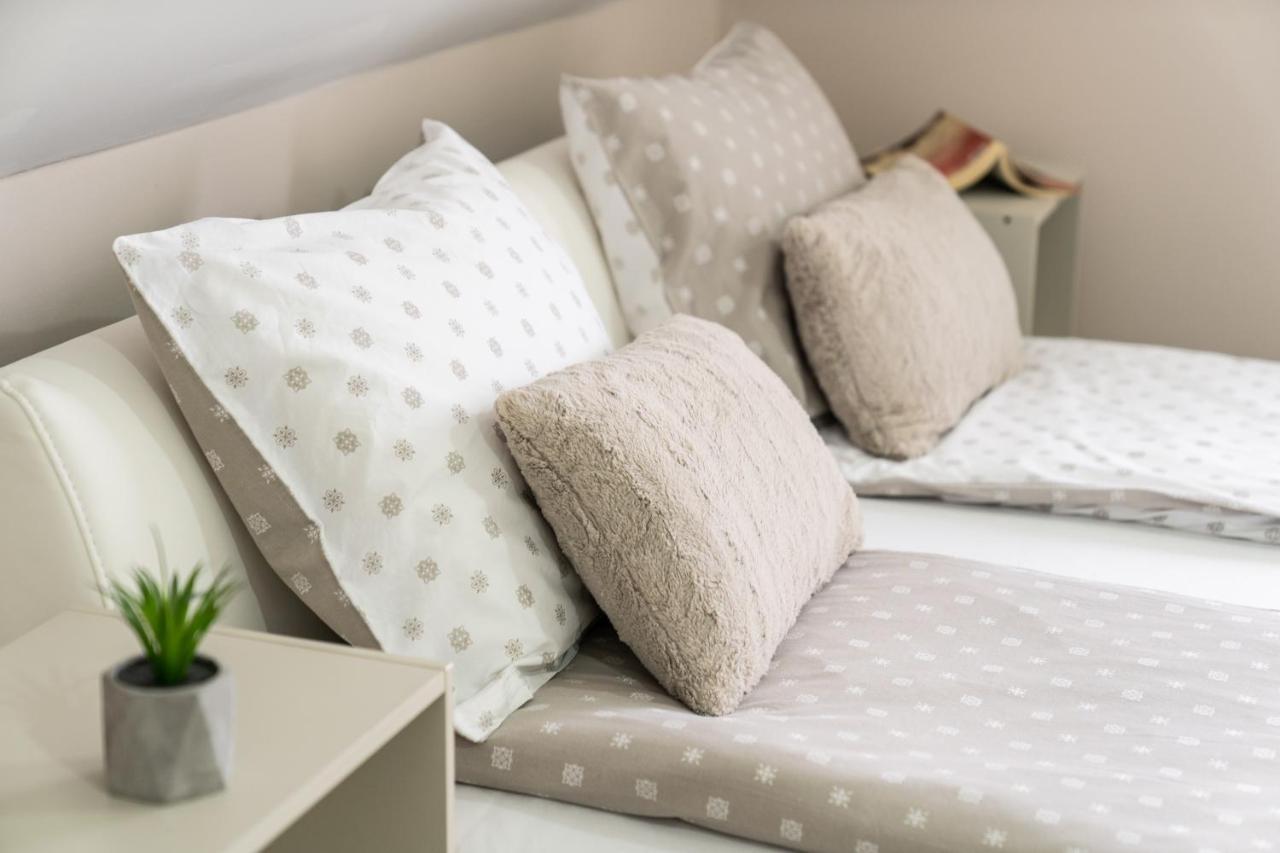 M Apartments ソコバニャ エクステリア 写真